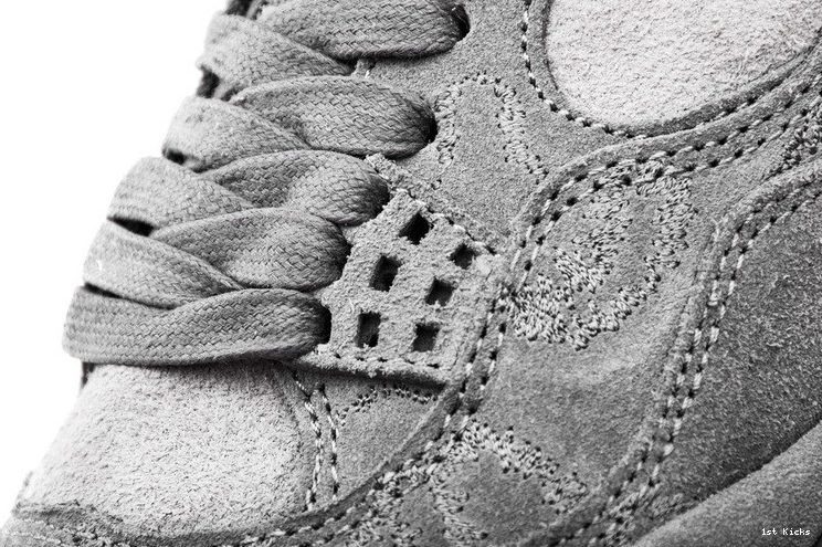 Air 4 Jordan 930155-003  Retro Kaws 0831